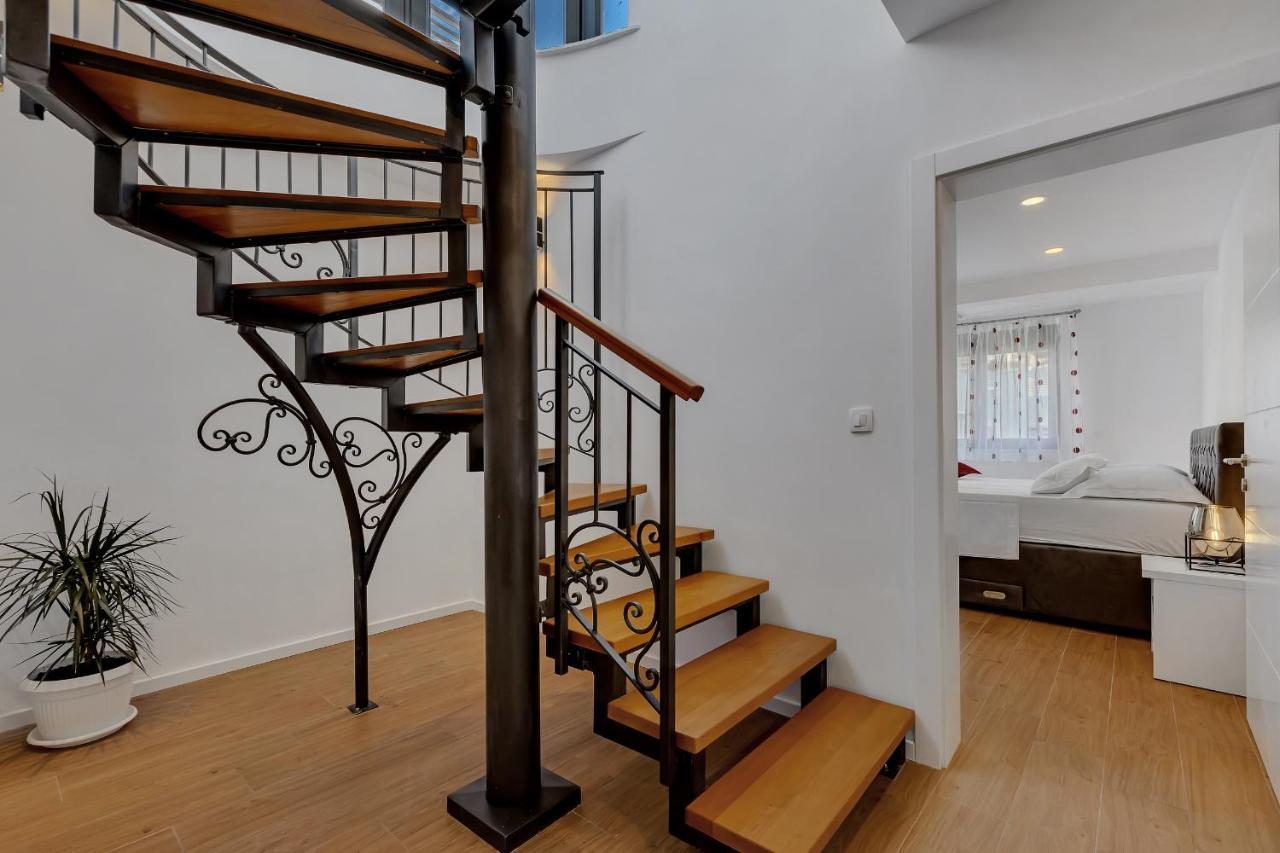Apartment Laurus Makarska