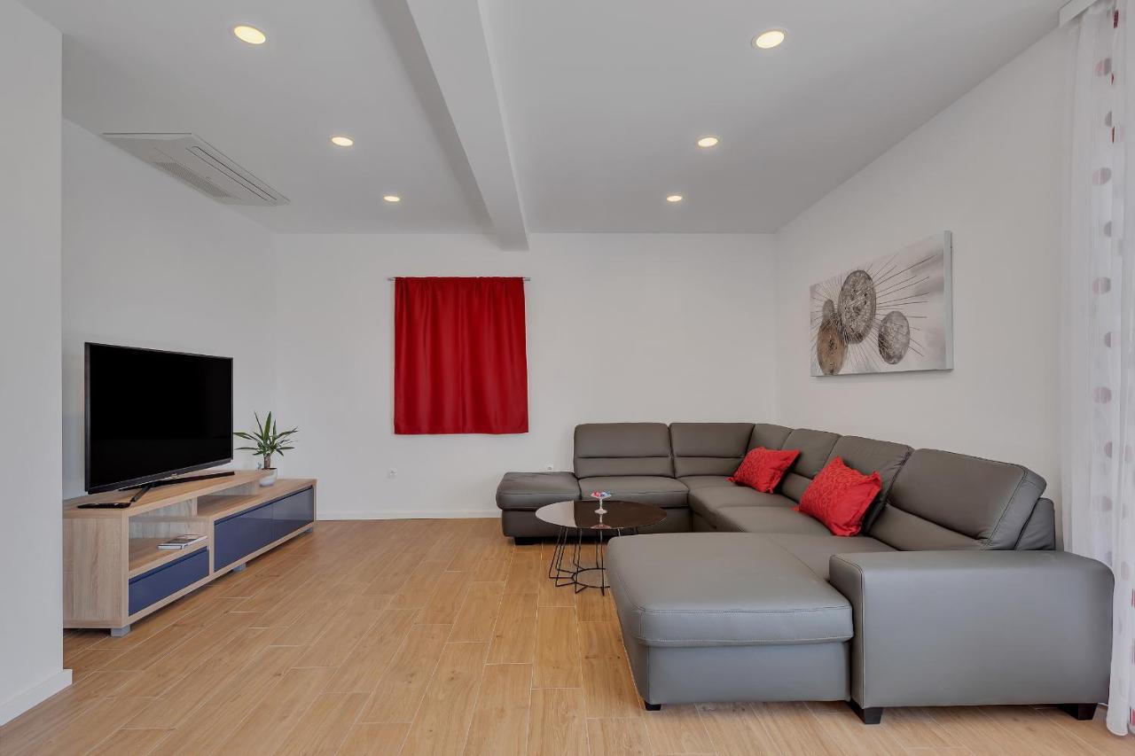 Apartment Laurus Makarska