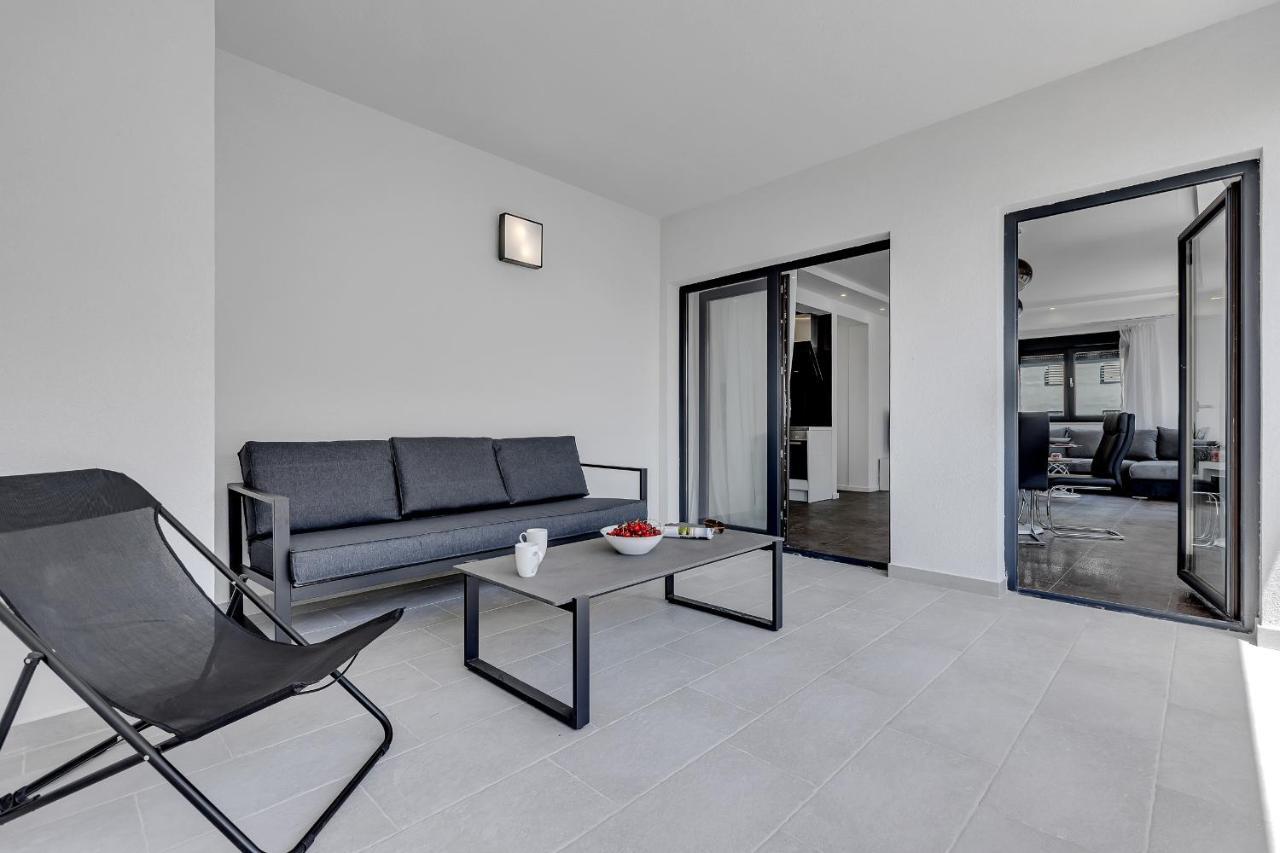 Laurus Apartment Makarska